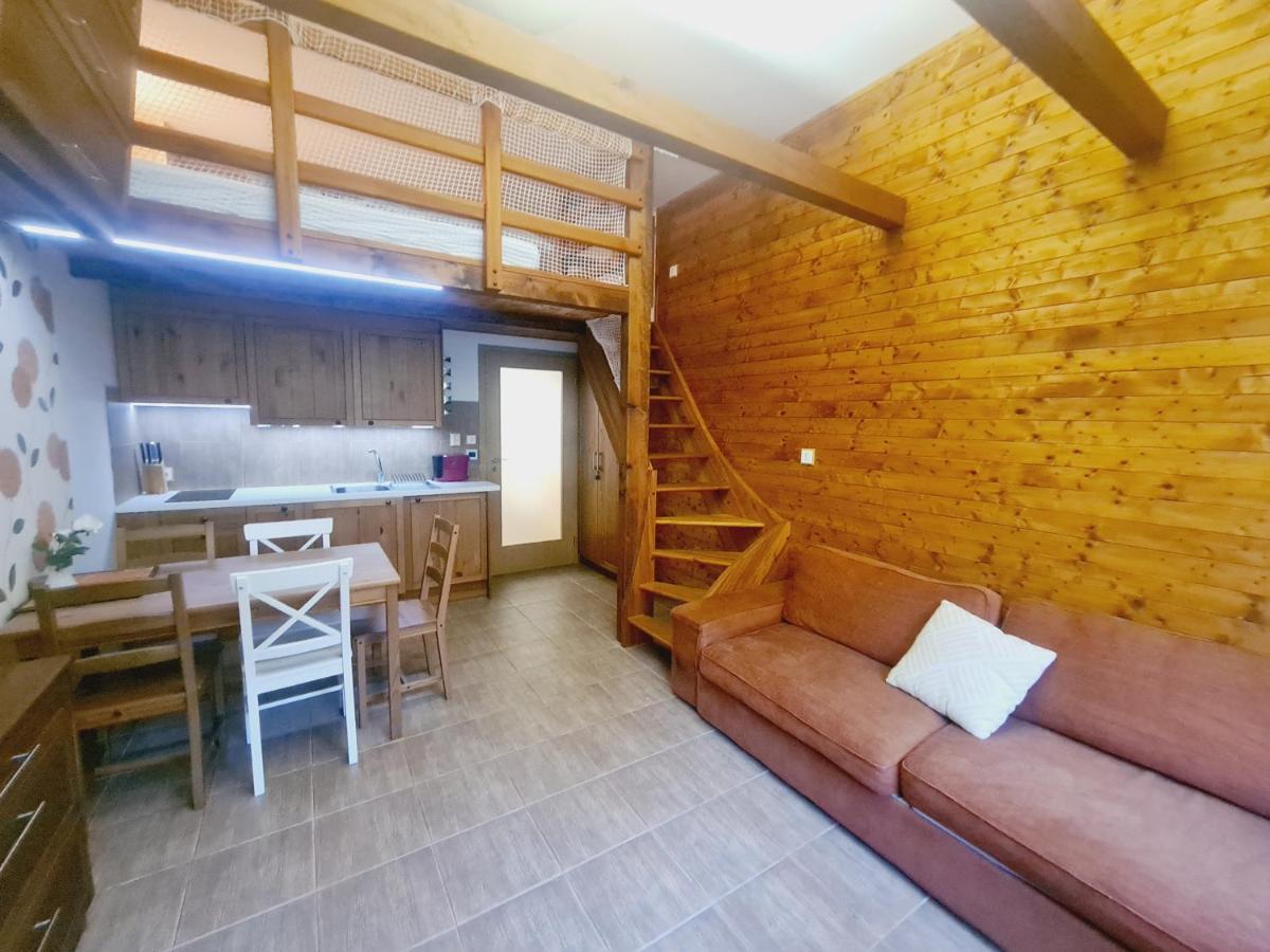 Cihlarka - Lisci Doupe 110 Apartment Пец под Снежко Екстериор снимка