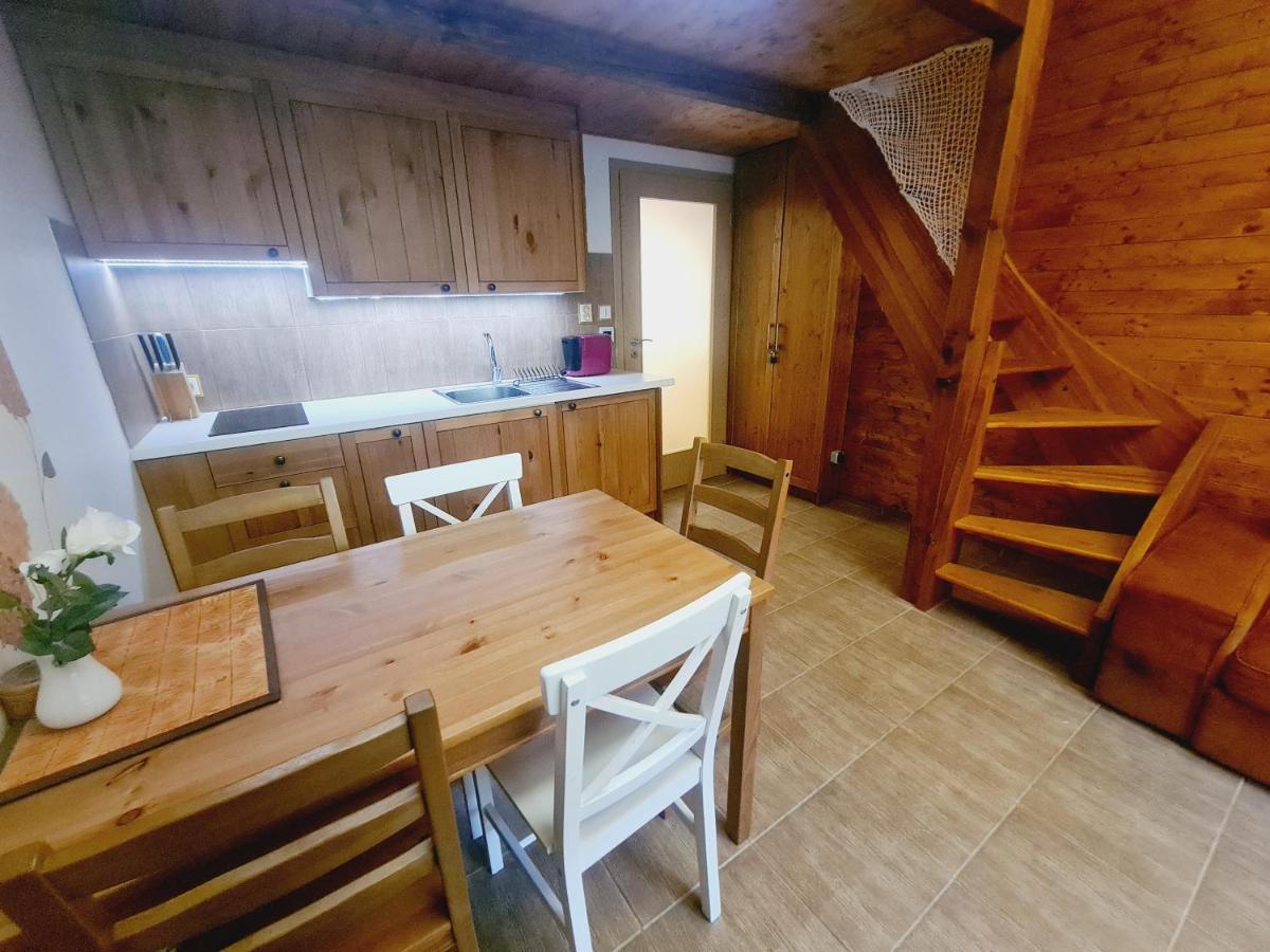 Cihlarka - Lisci Doupe 110 Apartment Пец под Снежко Екстериор снимка