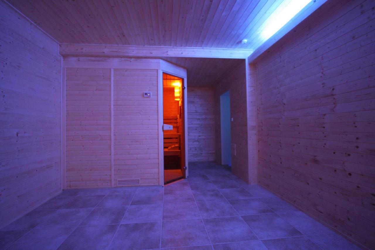 Cihlarka - Lisci Doupe 110 Apartment Пец под Снежко Екстериор снимка